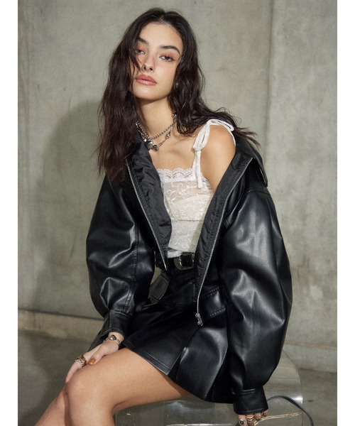 EVRIS（エヴリス）の「レザーライクプリーツミニスカート（スカート・レディース・ブラウン/ブラック・MEDIUM/SMALL）」の22枚目の写真