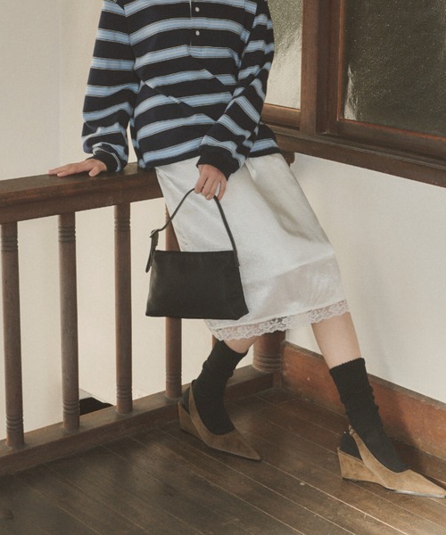 GIUNON(ジウノン)の「adjustable nylon bag / アジャスタブルナイロンバッグ(ハンドバッグ・レディース・ブラック/ピンク/イエロー/ブルー・FREE)」の7枚目の写真