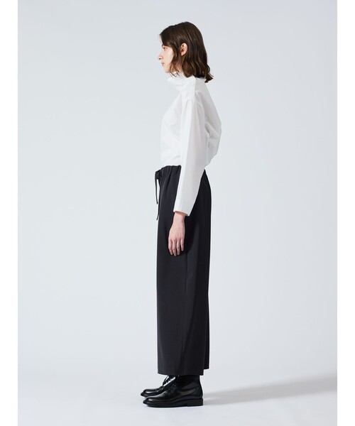 mizuiroind（ミズイロインド）の「mizuiro ind ワイドイージーパンツ（その他パンツ・レディース・ネイビー/グレー/ブラック/チャコールグレー・2）」の16枚目の写真