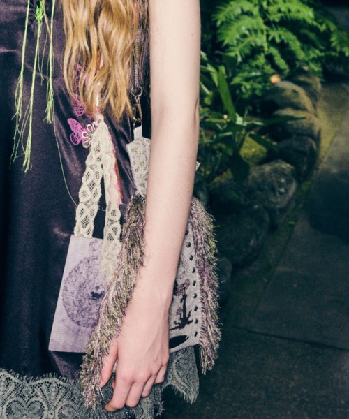 rurumu:(ルルムウ)の「rurumu:/ルルムウ/adjustable strap jacquard pochette(ショルダーバッグ・レディース・グレー/アイボリー/ブラック・FREE)」の14枚目の写真