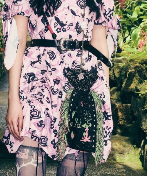 rurumu:(ルルムウ)の「rurumu:/ルルムウ/adjustable strap jacquard pochette(ショルダーバッグ・レディース・グレー/アイボリー/ブラック・FREE)」の4枚目の写真