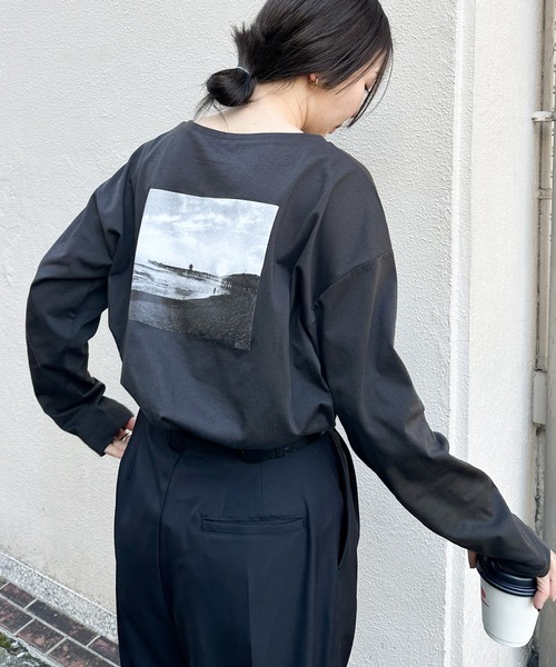 select MOCA by son(セレクトモカバイソン)の「アソートバックプリントロングTシャツ(Tシャツ/カットソー・レディース・ホワイト系その他3/グレー系その他3/グレー系その他2/ブラック系その他3/ホワイト系その他2/ブラック系その他2/グレー系その他/ブラック系その他/ホワイト系その他/ホワイト系その他4・FREE)」の11枚目の写真