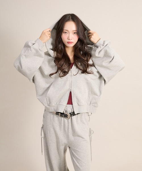 apres jour mignon(アプレジュールミニョン)の「スノーパウダー加工パーカー(パーカー・レディース・ベージュ/ブラック/ボルドー/ブラウン系その他/レッド/ネイビー/杢グレー/ピンク/ブルー・X-LARGE/フリー)」の15枚目の写真