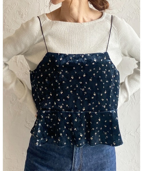 She's Closet(シーズクローゼット)の「フレア切り替え花柄ベロアキャミソールビスチェ&パンツスタイル上下セットアップ(セットアップ・レディース・ピンク/ホワイト・FREE)」の18枚目の写真