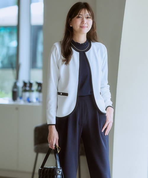 7days Life Styling(セブンデイズライフスタイリング)の「カットソー素材パール調ボタン配色ノーカラージャケット<大きいサイズ有>(ノーカラージャケット・レディース・オフホワイト/ブラック・3L/LL/L/M/S)」の3枚目の写真