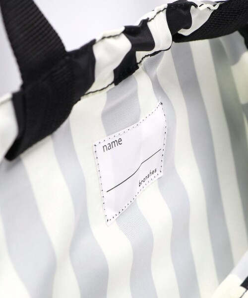 BRANSHES(ブランシェス)の「持ち手付きマルチ巾着(大)(バックパック/リュック・キッズ・ブラック/アイボリー/ブルーグレー/ラベンダー・FREE)」の11枚目の写真