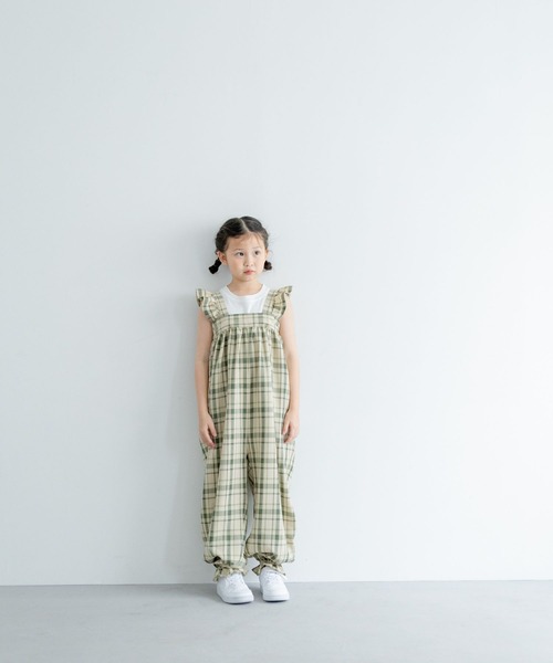 LOWRYS FARM（ローリーズファーム）の「ホップサックフリルサロペ　 241726（サロペット/オーバーオール・キッズ・ブラウン/グリーン/グレー・110cm/120cm/130cm/140cm/150cm）」の4枚目の写真