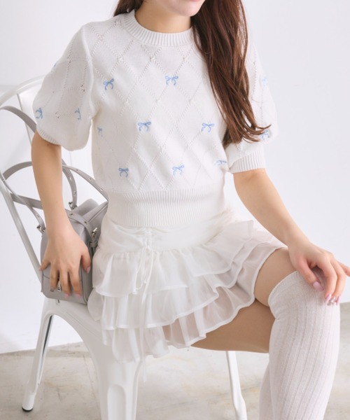 OLIVE des OLIVE(オリーブデオリーブ)の「リボン刺繍ニット(ニット/セーター・レディース・オフホワイト/トップグレー/ピンク/レッド・FREE)」の5枚目の写真