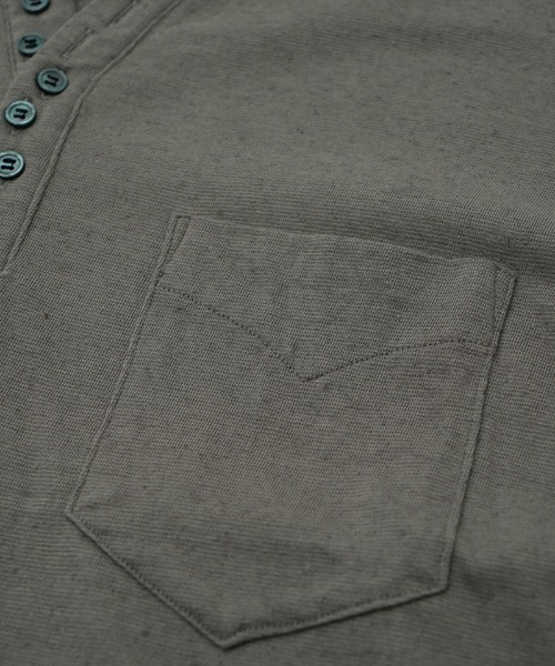EGO TRIPPING(エゴトリッピング)の「mt9491- QUENCH ヘンリーネックTシャツ(Tシャツ/カットソー・メンズ・ホワイト/ブラック/グレー・46/48)」の22枚目の写真
