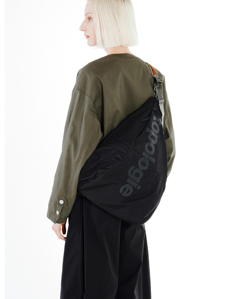 topologie Sling Messenger Large黒 Sling_Messenger_L_Moss_1200x12