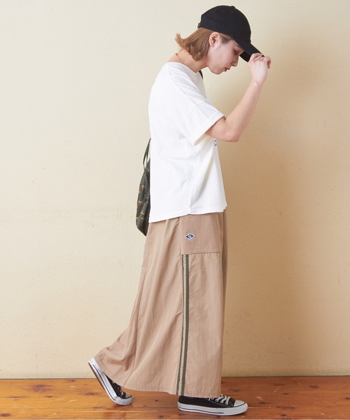 CUBE SUGAR（キューブシュガー）の「ナイロン×カットソーラインギャザースカート（スカート・レディース・スミクロ/ナチュラル/ベージュ/カーキ・M）」の21枚目の写真