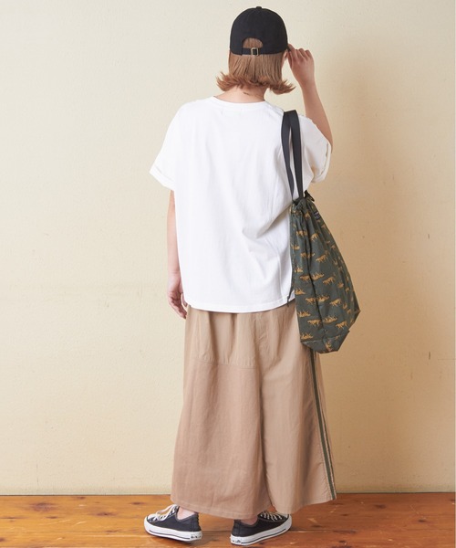 CUBE SUGAR（キューブシュガー）の「ナイロン×カットソーラインギャザースカート（スカート・レディース・スミクロ/ナチュラル/ベージュ/カーキ・M）」の22枚目の写真