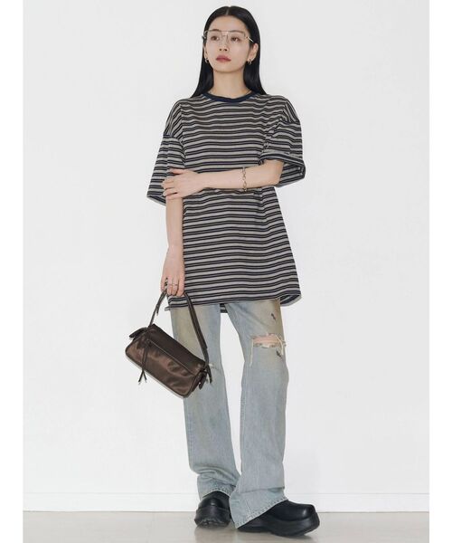 VEQUM（VEQUM）の「【VEQUM】BECK FULL FLARE JEANS（デニムパンツ・レディース・ライトブルー・26/25/24）」の5枚目の写真