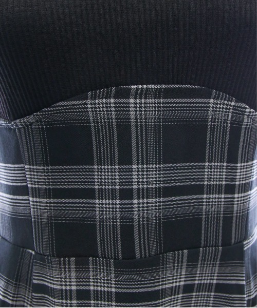 CLEAR BASIC（クリアベーシック）の「【低身長サイズ有】チェック柄布帛ドッキングノースリーブワンピース[大人 フェミニン スタイルアップ]（ワンピース・レディース・オフホワイト/ブラック・F/XS）」の16枚目の写真