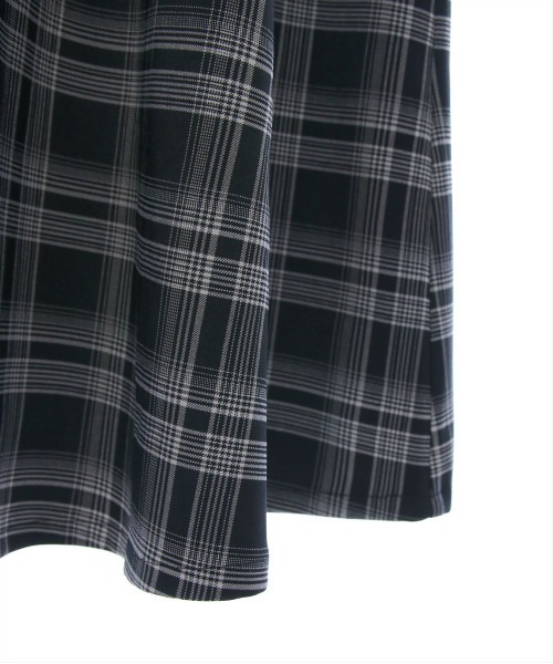 CLEAR BASIC（クリアベーシック）の「【低身長サイズ有】チェック柄布帛ドッキングノースリーブワンピース[大人 フェミニン スタイルアップ]（ワンピース・レディース・オフホワイト/ブラック・F/XS）」の15枚目の写真