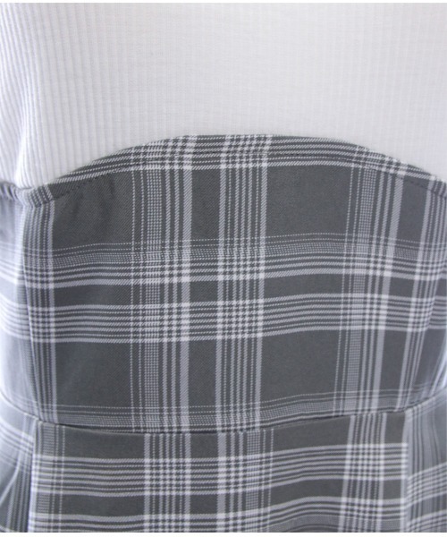 CLEAR BASIC（クリアベーシック）の「【低身長サイズ有】チェック柄布帛ドッキングノースリーブワンピース[大人 フェミニン スタイルアップ]（ワンピース・レディース・オフホワイト/ブラック・F/XS）」の17枚目の写真