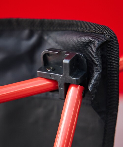 NANGA（ナンガ）の「NANGA × FREAK'S STORE/ナンガ × フリークスストア 別注 RESORT CHAIR リゾート チェア（アウトドアグッズ・メンズ・ブラック・ONE SIZE）」の22枚目の写真