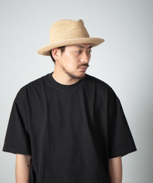 RACAL(ラカル)の「Rafia Crushable Fedora Hat / ラフィアクラッシャブルフェドラハット(ハット・メンズ・ナチュラル・MEDIUM/LARGE)」の1枚目の写真