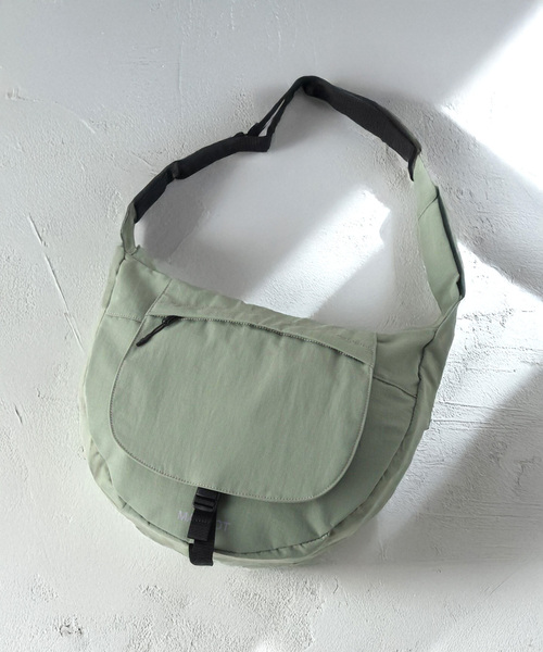 MARMOT CAPITAL（マーモットキャピタル）の「【MARMOT CAPITAL / マーモット キャピタル】CROSS BAG 25SSG- 01（ショルダーバッグ・メンズ・チャコールグレー/ライトブルー/グリーン系その他・FREE）」の2枚目の写真