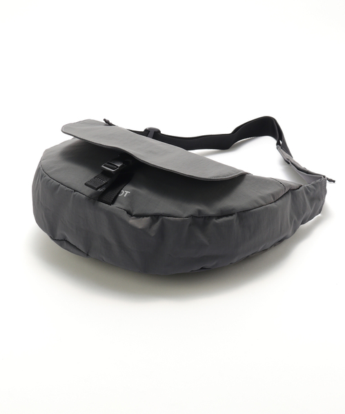 MARMOT CAPITAL（マーモットキャピタル）の「【MARMOT CAPITAL / マーモット キャピタル】CROSS BAG 25SSG- 01（ショルダーバッグ・メンズ・チャコールグレー/ライトブルー/グリーン系その他・FREE）」の6枚目の写真