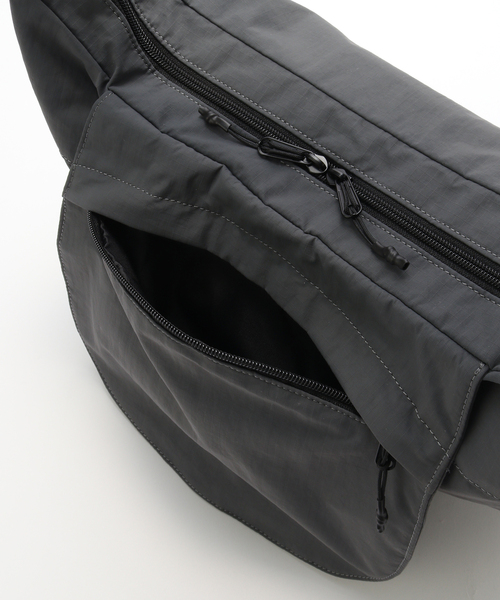 MARMOT CAPITAL（マーモットキャピタル）の「【MARMOT CAPITAL / マーモット キャピタル】CROSS BAG 25SSG- 01（ショルダーバッグ・メンズ・チャコールグレー/ライトブルー/グリーン系その他・FREE）」の9枚目の写真