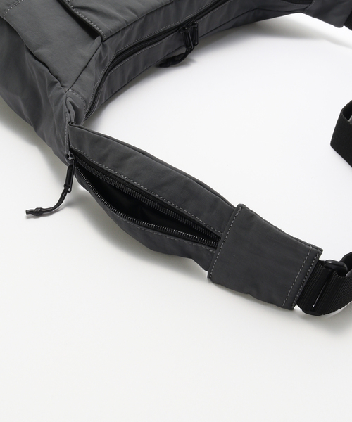 MARMOT CAPITAL（マーモットキャピタル）の「【MARMOT CAPITAL / マーモット キャピタル】CROSS BAG 25SSG- 01（ショルダーバッグ・メンズ・チャコールグレー/ライトブルー/グリーン系その他・FREE）」の10枚目の写真