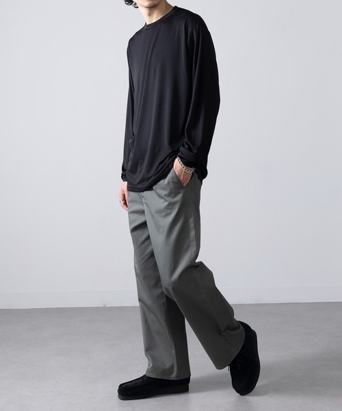 United Athle（ユナイテッドアスレ）の「【United Athle】4.4オンス ドライスムース ロングスリーブ Tシャツ ジム ヨガ ピラティス ロンT 5709（Tシャツ/カットソー・メンズ・ダークグリーン/ブラック/ネイビー/ホワイト/ダークパープル/ライトグリーン/オートミール/スミクロ/グレイッシュブルー・M/L/XL/S）」の14枚目の写真