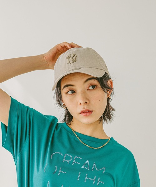 NEW ERA（ニューエラ）の「【NEW ERA（ニューエラ）】別注920 ITL WASH NY(WOMENS)（キャップ・レディース・グレイッシュベージュ/ネイビー/ブラック/ブラウン・FREE）」の4枚目の写真
