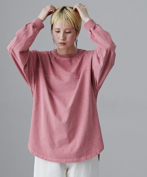Soiunique（スワユニーク）の「ピグメント加工　胸切り替えライン入ＢＩＧシルエット長袖Ｔシャツ　［Soiunique］（Tシャツ/カットソー・レディース・ブラック/ネイビー/レッド・M/L）」の17枚目の写真