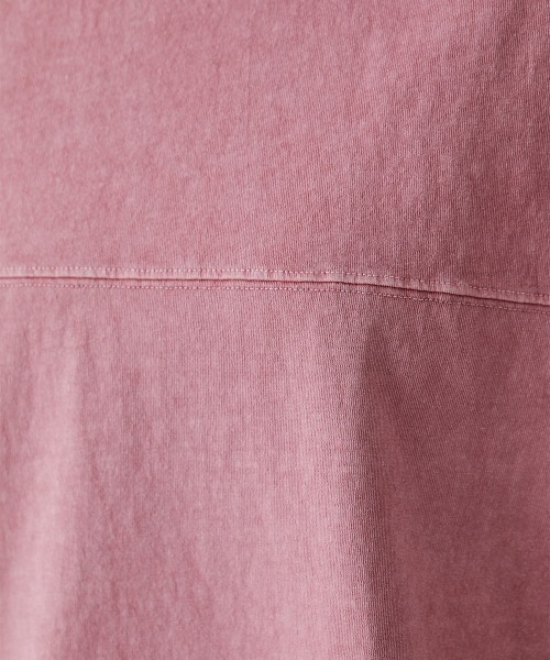Soiunique（スワユニーク）の「ピグメント加工　胸切り替えライン入ＢＩＧシルエット長袖Ｔシャツ　［Soiunique］（Tシャツ/カットソー・レディース・ブラック/ネイビー/レッド・M/L）」の5枚目の写真