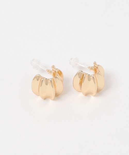 LAKOLE(ラコレ)の「ウォルナットフープ樹脂ポストピアス / 320319(ピアス(両耳用)・レディース・その他1/その他2・FREE)」の2枚目の写真