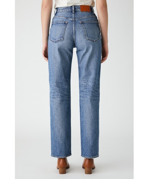 MOUSSY（マウジー）の「PLAIN JEANS STRAIGHT（デニムパンツ・レディース・ブルー/ライトブルー/ワンウォッシュ・27inch/23inch/24inch/25inch/26inch）」の6枚目の写真