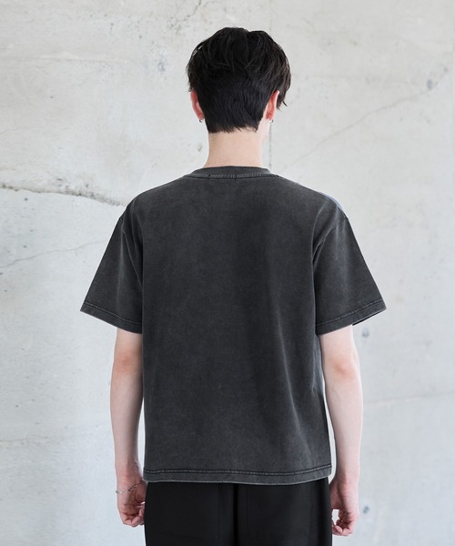 ASTRONOMY(アストロノミー)の「ESSENTIAL COTTON CROPPED T-SHIRT(Tシャツ/カットソー・メンズ・ブラック/ホワイト/ブラック系/ブラウン系/グレー系・S/M/L/XL)」の11枚目の写真