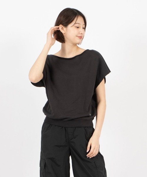 Reebok(リーボック)の「スタジオ スタイル スウェットシャツ / STUDIO STYLE SWEATSHIRT(Tシャツ/カットソー・レディース・ライトグレー/ブラック・XX-LARGE/LARGE/X-LARGE/MEDIUM/SMALL)」の1枚目の写真