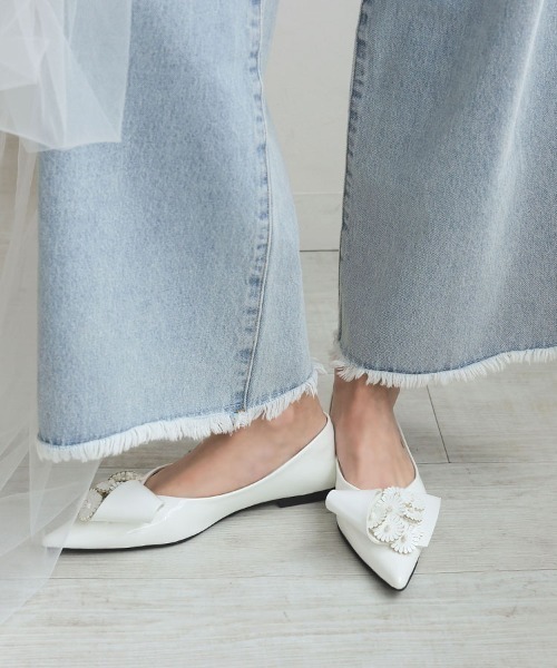 DONOBAN（ドノバン）の「フラワーパンプス（パンプス・レディース・ホワイト/ブラック・22.5cm/23cm/23.5cm/24cm/24.5cm）」の11枚目の写真