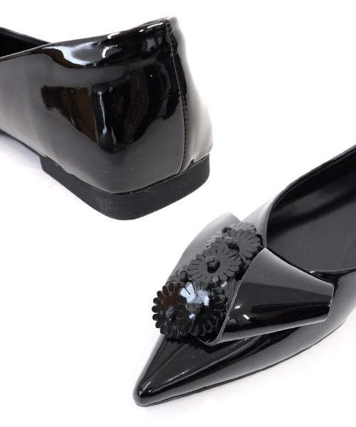 DONOBAN（ドノバン）の「フラワーパンプス（パンプス・レディース・ホワイト/ブラック・22.5cm/23cm/23.5cm/24cm/24.5cm）」の14枚目の写真