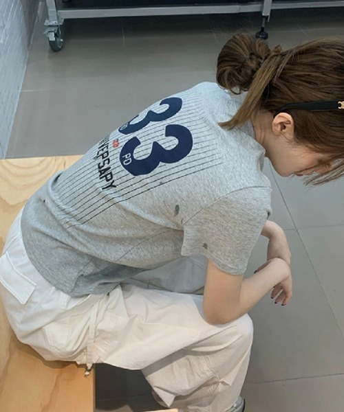 Vipoa(ヴィポア)の「SportyナンバリングロゴTee(Tシャツ/カットソー・レディース・ホワイト/グレー・FREE)」の20枚目の写真
