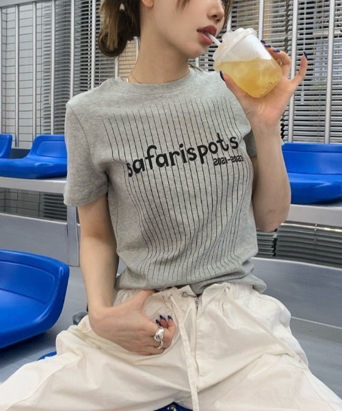 Vipoa(ヴィポア)の「SportyナンバリングロゴTee(Tシャツ/カットソー・レディース・ホワイト/グレー・FREE)」の18枚目の写真