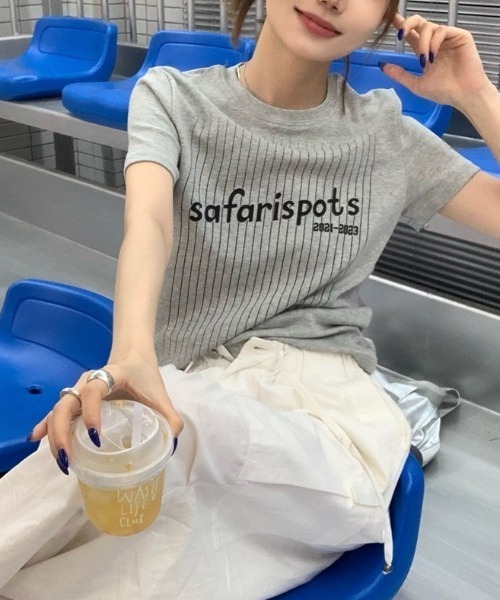 Vipoa(ヴィポア)の「SportyナンバリングロゴTee(Tシャツ/カットソー・レディース・ホワイト/グレー・FREE)」の19枚目の写真