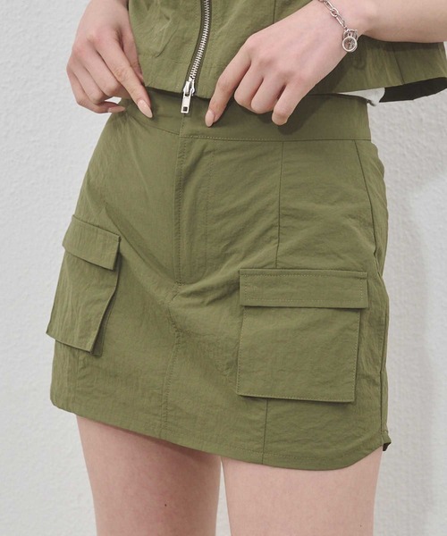 ENVYM（アンビー）の「フロントポケットミニスカート（スカート・レディース・アイボリー/ブラック/カーキ・FREE）」の10枚目の写真