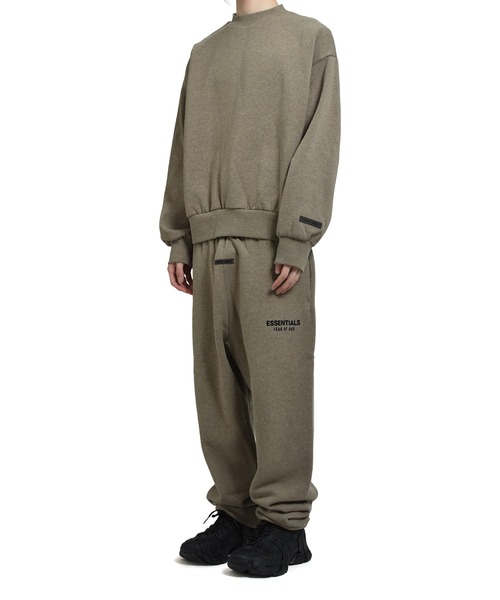 FOG ESSENTIALS(エフオージーエッセンシャルズ)の「CLASSIC FIT FLEECE CREWNECK(スウェット・メンズ・ダークブラウン・X-SMALL/SMALL/MEDIUM/LARGE/X-LARGE)」の7枚目の写真