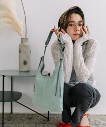BEAURE Suede Vertical ショルダー Bag
