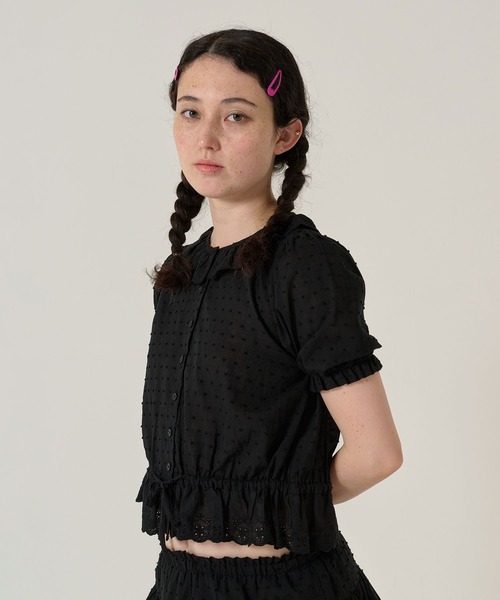 TINA:JOJUN(ティーナジョジュン)の「ウエスト ドロスト半袖ブラウス TINA:JOJUN(シャツ/ブラウス・レディース・ホワイト/ブラック・M)」の2枚目の写真