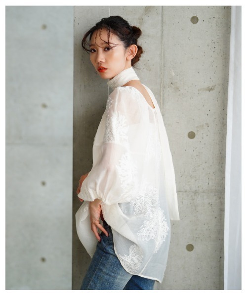 Sawa a la mode(サワアラモード)の「リボン付きシアーブラウストップス(シャツ/ブラウス・レディース・ブラック/アイボリー・FREE)」の21枚目の写真