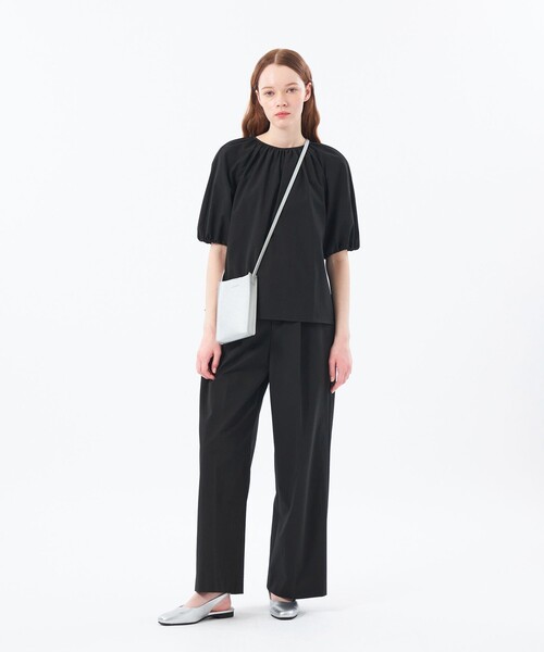 MACKINTOSH PHILOSOPHY（ﾏｯｷﾝﾄｯｼｭ ﾌｨﾛｿﾌｨｰ）の「サマーサッカータックワイドパンツ（その他パンツ・レディース・ブラック/グリーン/ベージュ・38/36/34/40）」の5枚目の写真