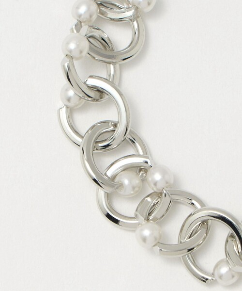 BEAUTY&YOUTH UNITED ARROWS（ビューティーアンドユースユナイテッドアローズ）の「メタル チェーン×パールモチーフ ブレスレット（ブレスレット・レディース・シルバー・FREE）」の4枚目の写真