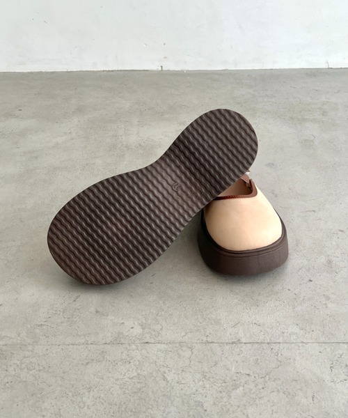 SOLLON.(ソルロン)の「ベルトストラップ厚底サボシューズ(スリッポン・レディース・ブラウン/ベージュ・23.5cm/24.5cm)」の19枚目の写真