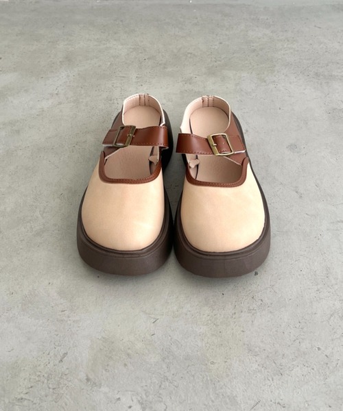 SOLLON.(ソルロン)の「ベルトストラップ厚底サボシューズ(スリッポン・レディース・ブラウン/ベージュ・23.5cm/24.5cm)」の16枚目の写真