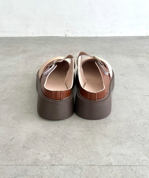 SOLLON.(ソルロン)の「ベルトストラップ厚底サボシューズ(スリッポン・レディース・ブラウン/ベージュ・23.5cm/24.5cm)」の18枚目の写真