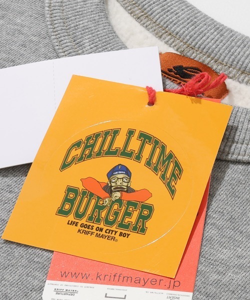 KRIFF MAYER（クリフメイヤー）の「チルタイム裏起毛クルー(顔)（スウェット・メンズ・パープル/チャコール/カラフル/グリーン/グレー/ナチュラル・X-LARGE/LARGE/MEDIUM）」の17枚目の写真